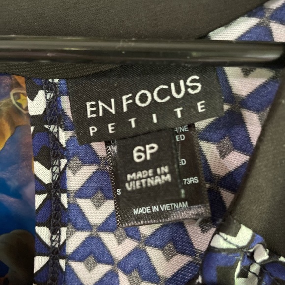 Dress - Picture 2 of 2